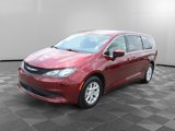 Used 2023 Chrysler Voyager LX image 3
