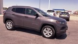Used 2024 Jeep Compass Latitude image 3