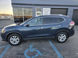 Used 2016 Nissan Rogue SV image 3