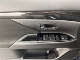 Used 2018 Mitsubishi Outlander LE image 2