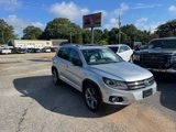 Used 2017 Volkswagen Tiguan Sport image 2