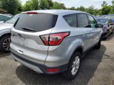 Used 2017 Ford Escape SE image 2