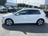 Used 2016 Volkswagen e-Golf SE w/ DC Fast Charging Package image 2