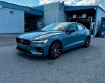 Used 2023 Volvo S60 T8 Plus image 3