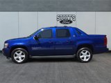 Used 2013 Chevrolet Avalanche LT image 2