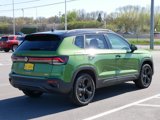 New 2025 Volkswagen Taos SE image 2