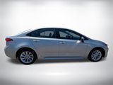 Used 2022 Toyota Corolla LE w/ LE Convenience Package image 2