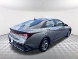 Used 2024 Hyundai Elantra SE image 5