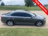 Used 2013 Volkswagen Passat TDI SEL Premium image 2