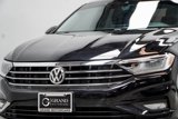 Used 2021 Volkswagen Jetta SEL Premium image 2