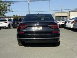 Used 2019 Volkswagen Passat 2.0T Wolfsburg image 5
