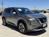 Used 2023 Nissan Rogue SV image 2