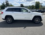 Used 2017 Jeep Grand Cherokee Limited w/ Luxury Group II image 4