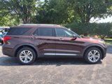 Used 2020 Ford Explorer Platinum w/ Premium Technology Package image 3