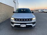 Used 2025 Jeep Compass Sport image 3
