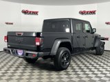 Used 2023 Jeep Gladiator Sport image 3