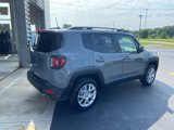 Used 2021 Jeep Renegade Limited image 3