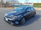 Certified 2022 Kia Forte LXS image 3