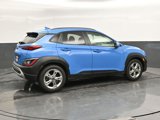 Used 2022 Hyundai Kona SEL w/ Convenience Package image 2