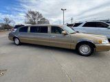 Used 1999 Lincoln Town Car Executive image 2