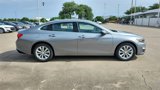 Used 2023 Chevrolet Malibu LT image 2
