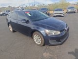 Used 2017 Volkswagen Golf S image 5