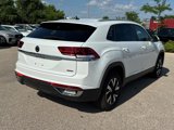Used 2022 Volkswagen Atlas Cross Sport SE image 2