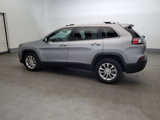 Used 2019 Jeep Cherokee Latitude w/ Popular Appearance Group image 3