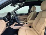 Used 2025 Porsche Macan image 5