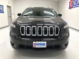 Used 2016 Jeep Cherokee Latitude w/ Cold Weather Group image 4
