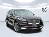 Used 2024 Lincoln Aviator Reserve w/ Equipment Group 201A image 2