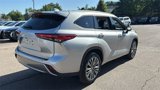 Used 2021 Toyota Highlander Platinum image 4