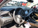 Used 2020 Buick Enclave Essence image 2