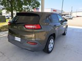 Used 2015 Jeep Cherokee Sport w/ Cold Weather Group image 6