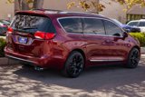 Used 2019 Chrysler Pacifica Touring-L image 5