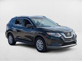 Used 2020 Nissan Rogue SV image 3