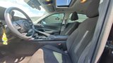 Used 2021 Hyundai Elantra SEL w/ Convenience + Premium Package image 3