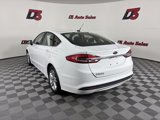 Used 2018 Ford Fusion SE image 4