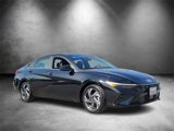 Certified 2024 Hyundai Elantra SEL w/ Convenience Package image 2