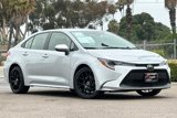 Used 2022 Toyota Corolla LE image 2