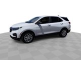 Certified 2024 Chevrolet Equinox LS w/ LS Convenience Package image 5