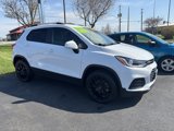 Used 2022 Chevrolet Trax LT w/ Premium Seat Package image 2