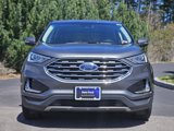 Used 2022 Ford Edge Titanium image 3