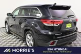 Used 2017 Toyota Highlander Limited image 3