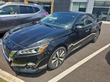 Used 2020 Nissan Altima 2.5 SV image 2