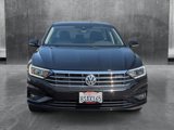 Used 2020 Volkswagen Jetta SEL Premium image 2