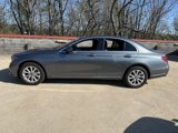 Used 2017 Mercedes-Benz E 300 4MATIC image 4