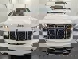 Used 2022 Jeep Grand Cherokee Limited image 3