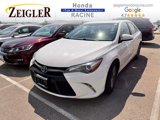 Used 2015 Toyota Camry SE image 2