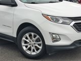 Used 2020 Chevrolet Equinox LS w/ LS Convenience Package image 3
